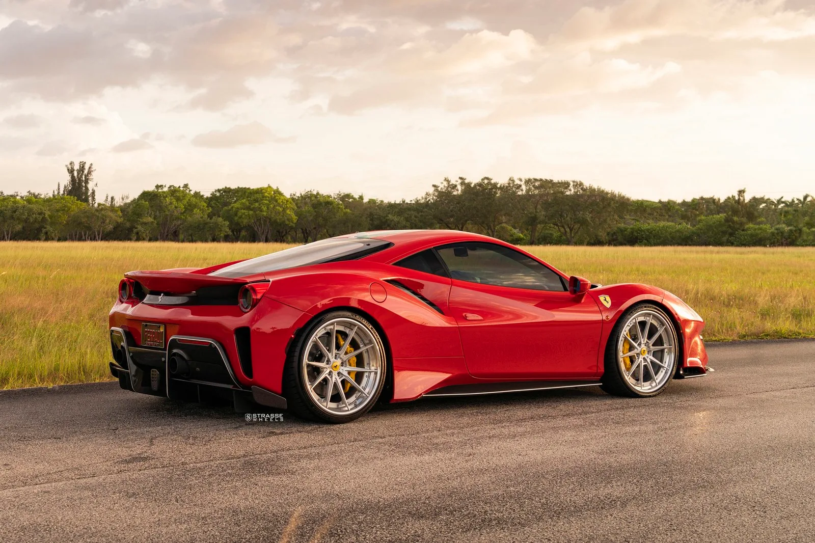 Strasse SV10 Deep Concave FS on Ferrari 488, photo 9