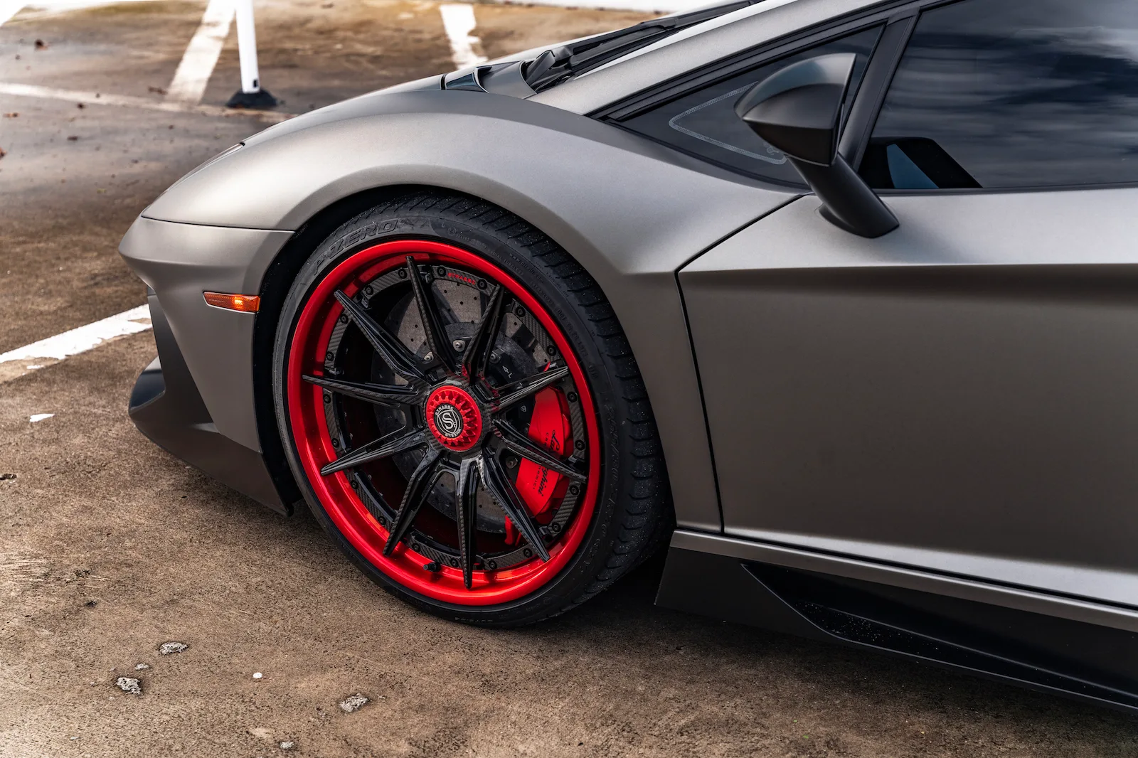 Strasse SV10-RS Deep Concave FS on Lamborghini Aventador First Gen.1, photo 2