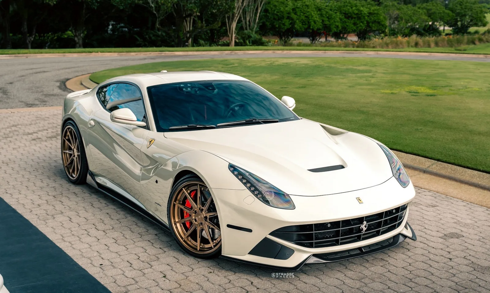 Strasse SV10-RS Deep Concave FS on Ferrari F12 F152, photo 10