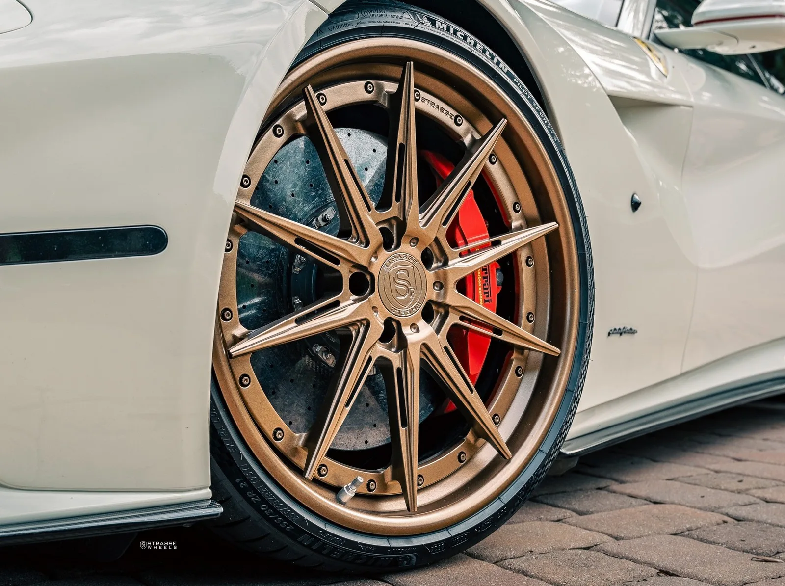 Strasse SV10-RS Deep Concave FS on Ferrari F12 F152, photo 9