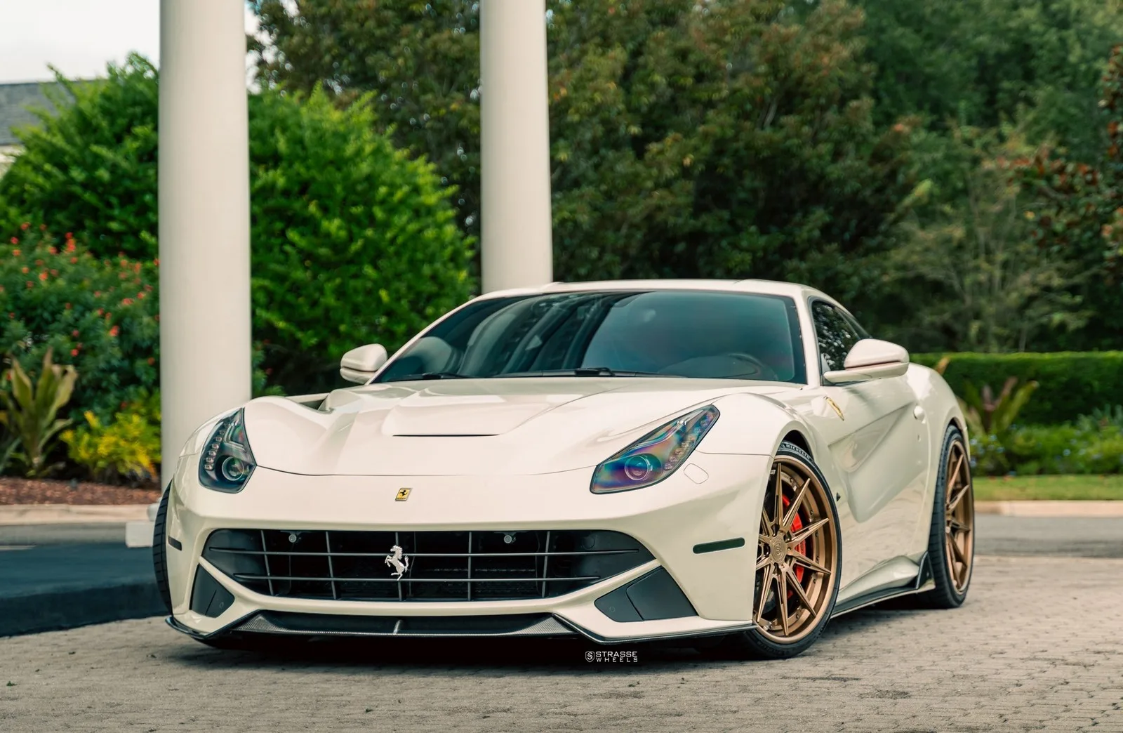 Strasse SV10-RS Deep Concave FS on Ferrari F12 F152