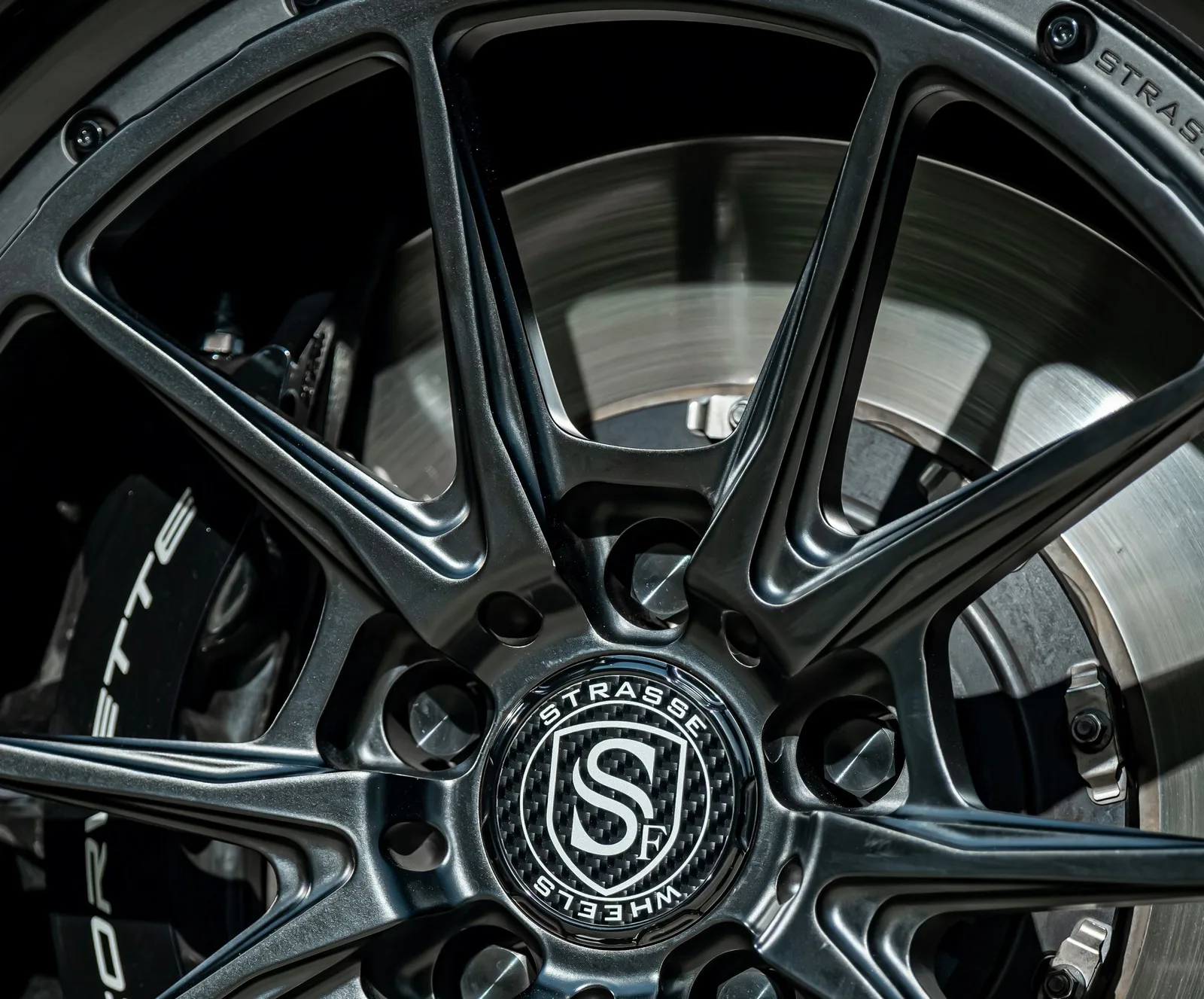 Strasse SV10 Track Series on Chevrolet Corvette C8, photo 6