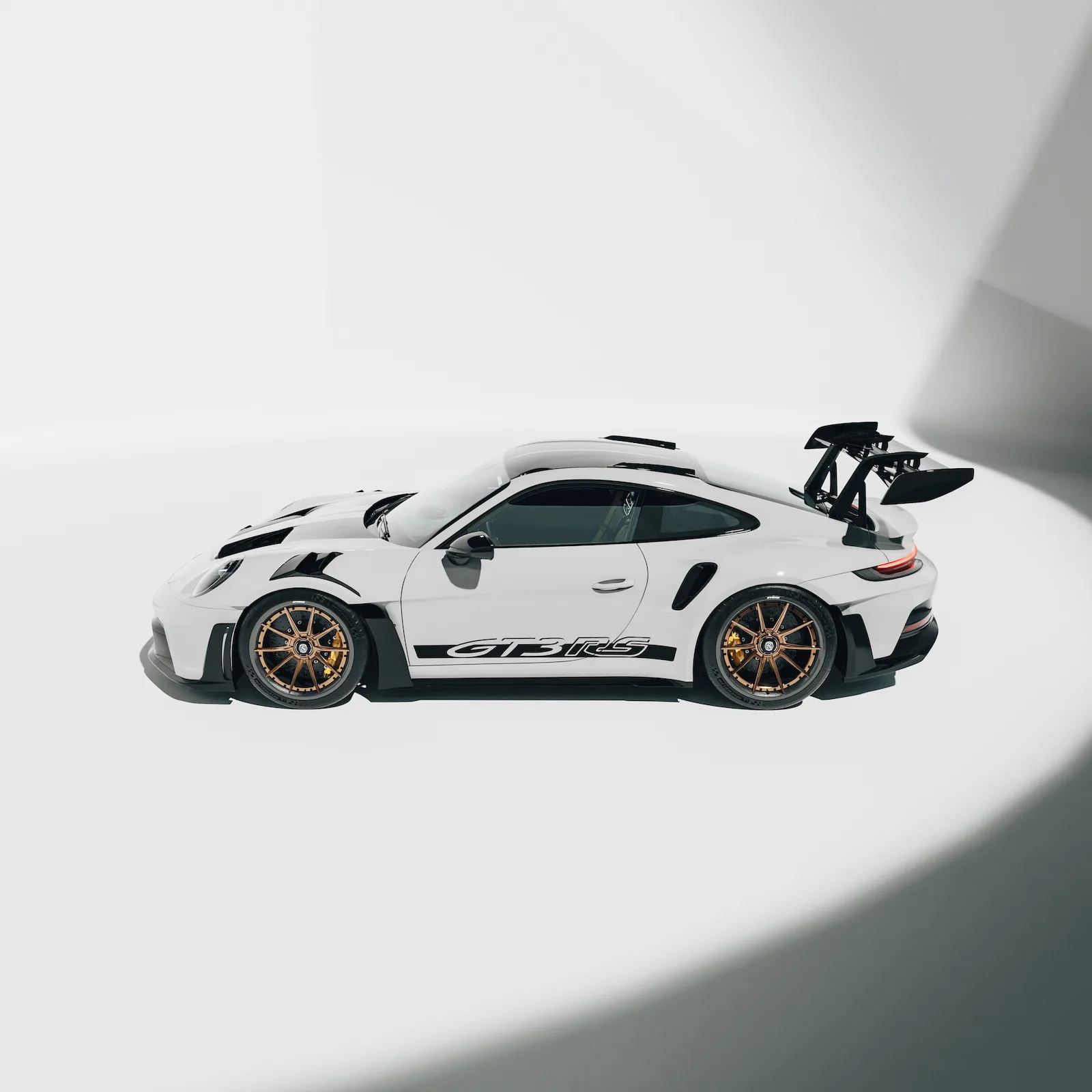 Strasse SV10 Ultralight Carbon Series on Porsche 911 992.1, photo 5