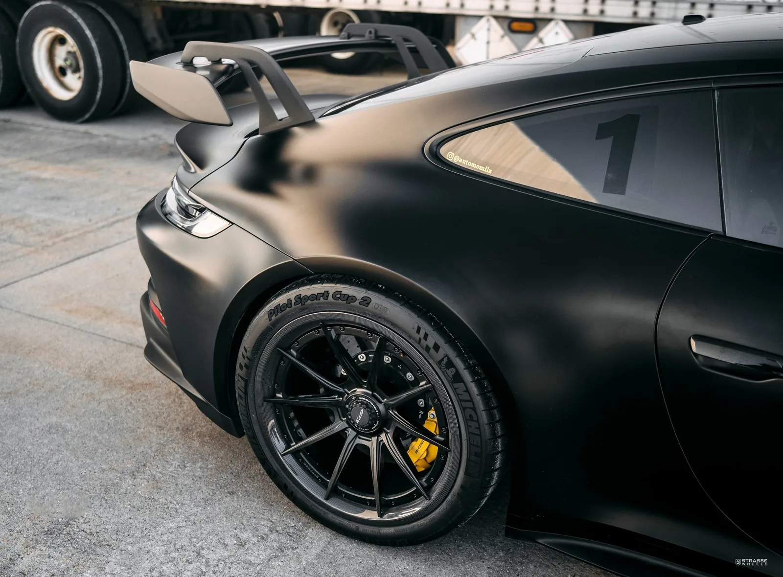 Strasse SV10 Ultralight Carbon on Porsche 911 992.1, photo 9