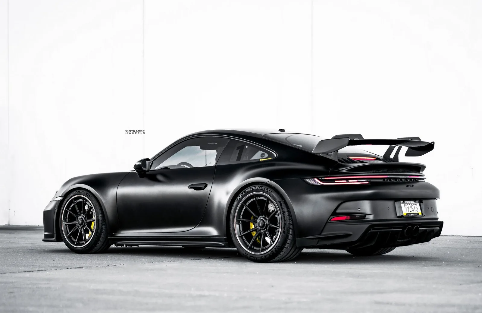Strasse SV10 Ultralight Carbon on Porsche 911 992.1, photo 7