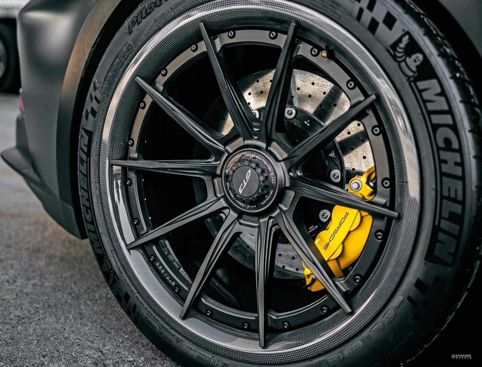 Strasse SV10 Ultralight Carbon on Porsche 911 992.1, photo 8