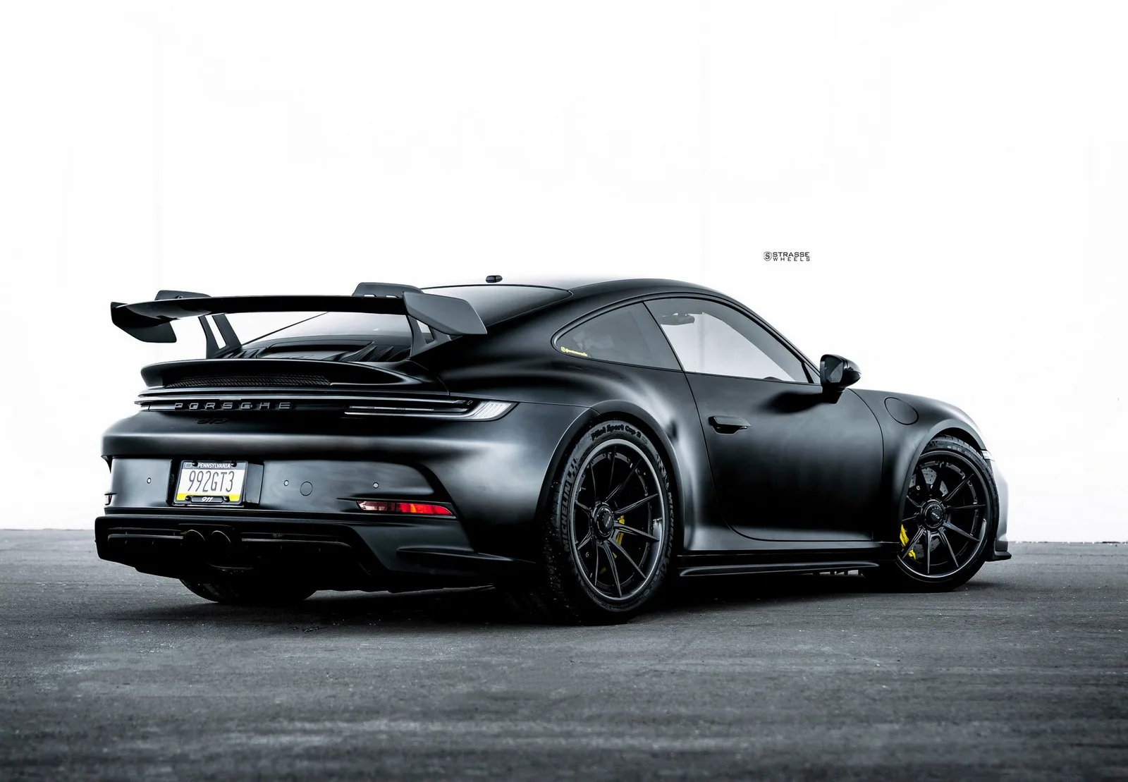 Strasse SV10 Ultralight Carbon on Porsche 911 992.1, photo 11