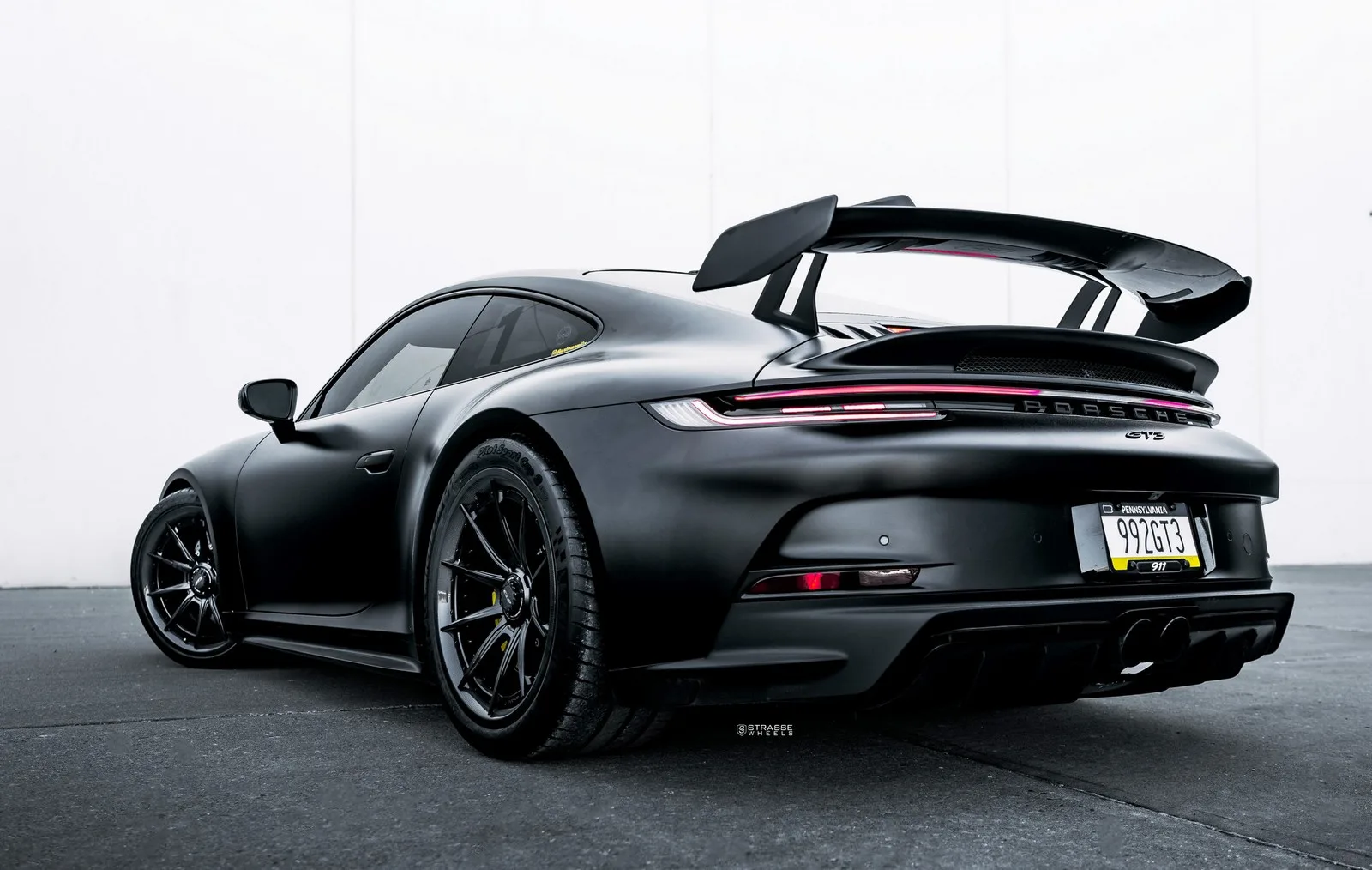Strasse SV10 Ultralight Carbon on Porsche 911 992.1, photo 10