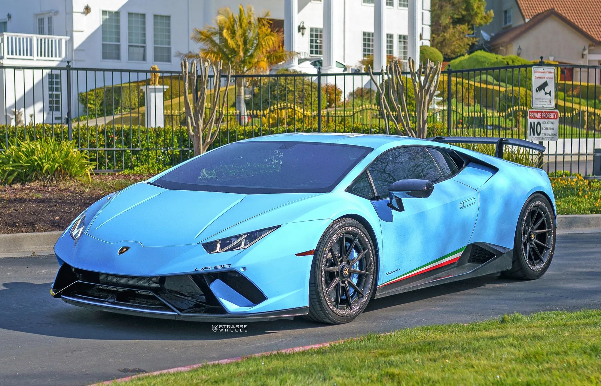 Strasse SV10 Ultralight Carbon on Lamborghini Huracan Performante LP 640-4 (2017-2019), photo 8