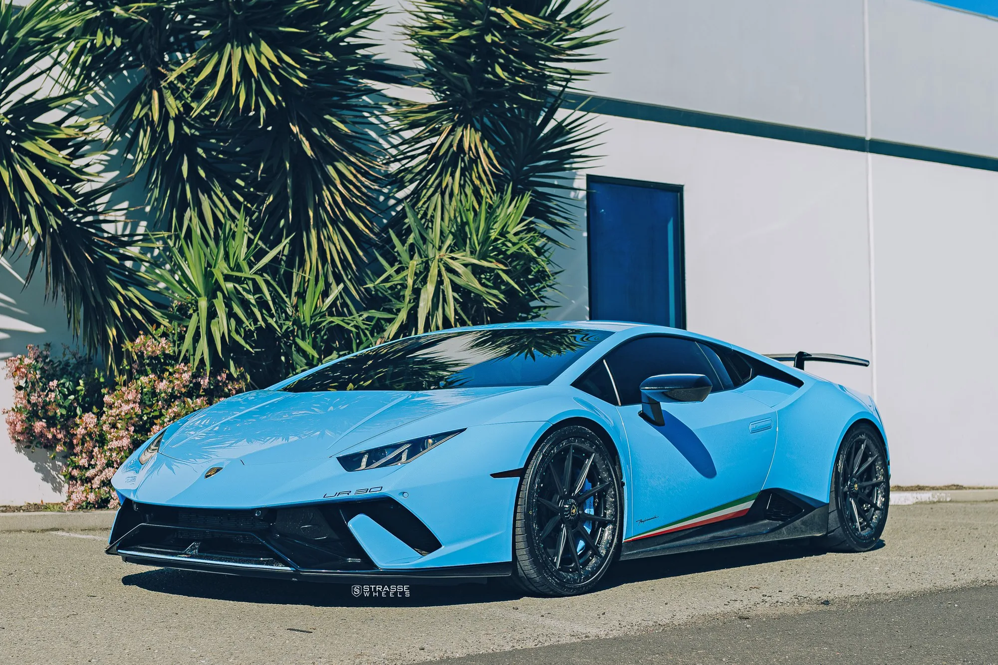 Strasse SV10 Ultralight Carbon on Lamborghini Huracan Performante LP 640-4 (2017-2019), photo 9