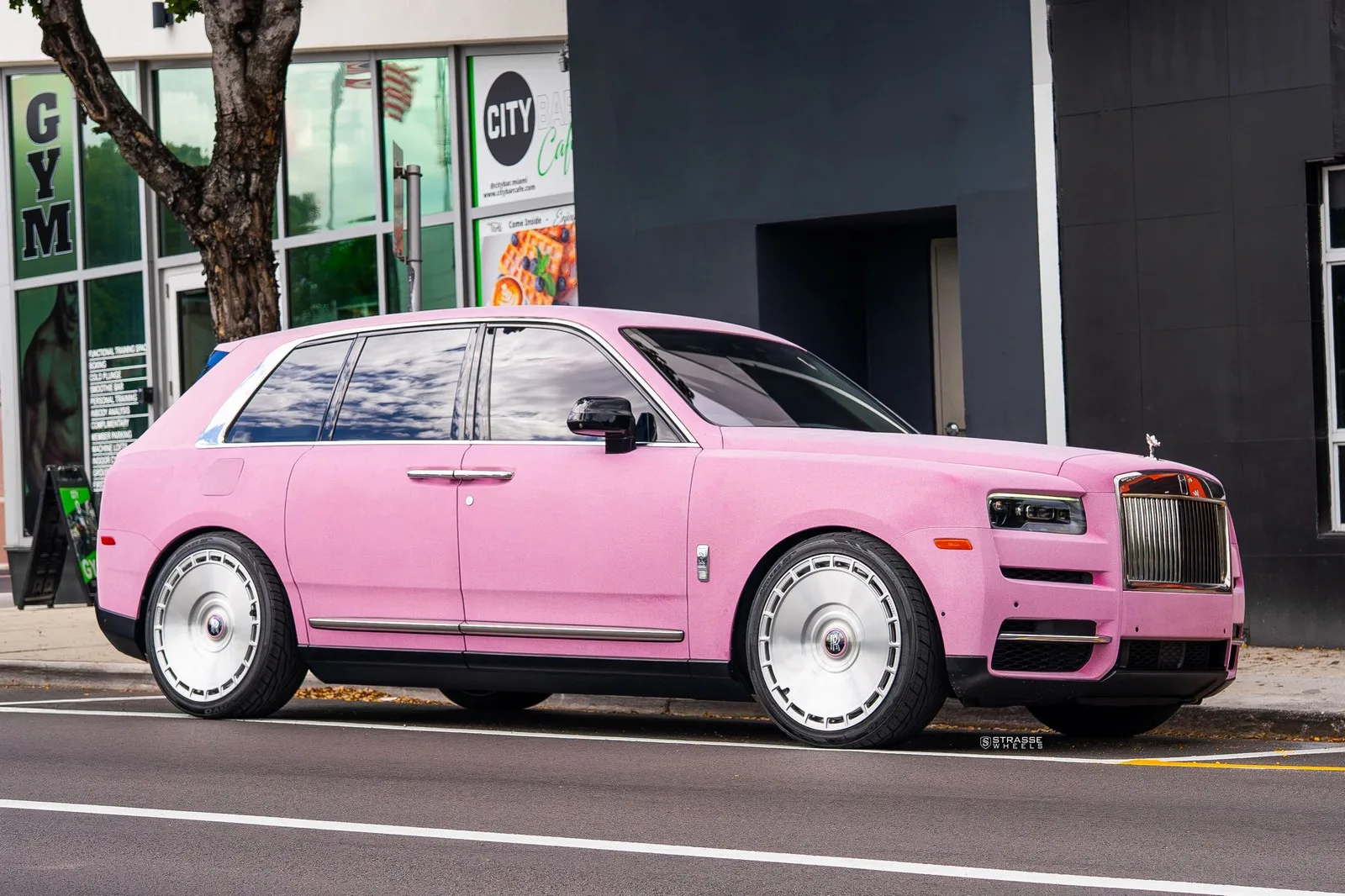 Strasse SV102 Deep Concave Duoblocks on Rolls-Royce Cullinan.1, photo 7