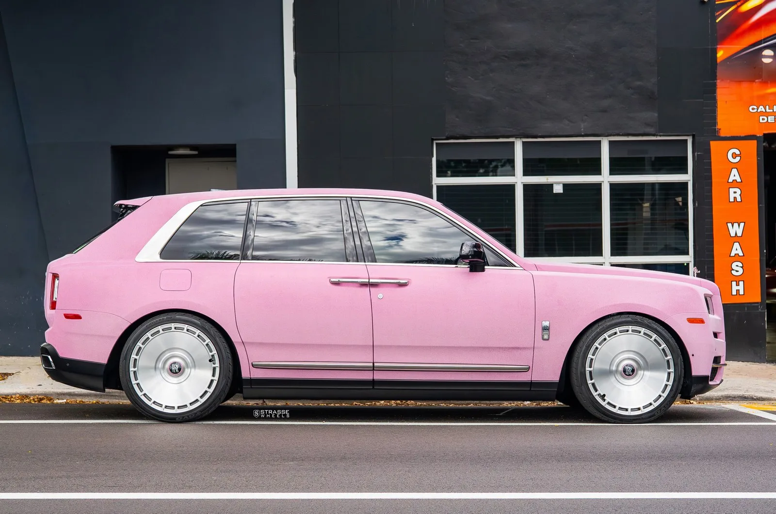 Strasse SV102 Deep Concave Duoblocks on Rolls-Royce Cullinan.1, photo 10