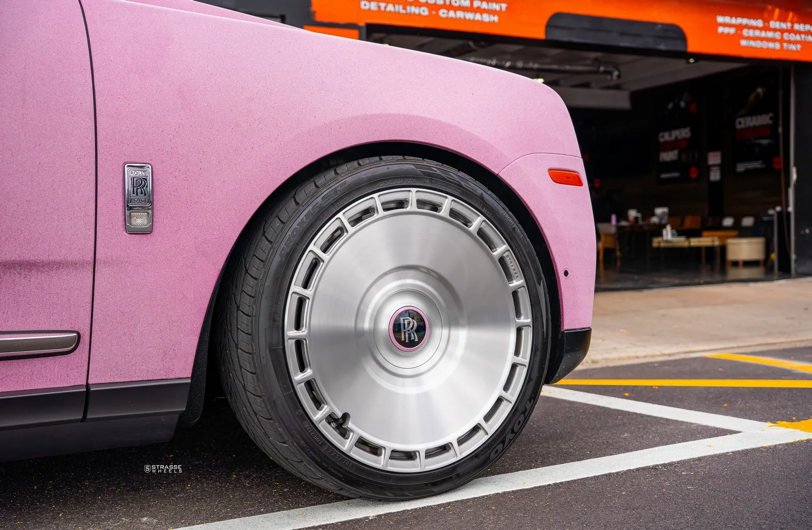 Strasse SV102 Deep Concave Duoblocks on Rolls-Royce Cullinan.1, photo 5