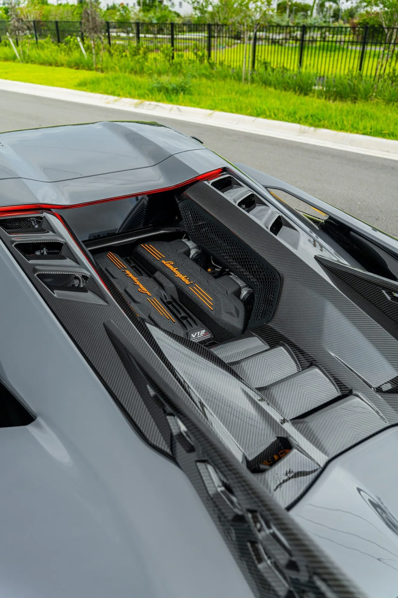 Strasse SV10M Aero Deep Concave FS on Lamborghini Revuelto LB744, photo 12