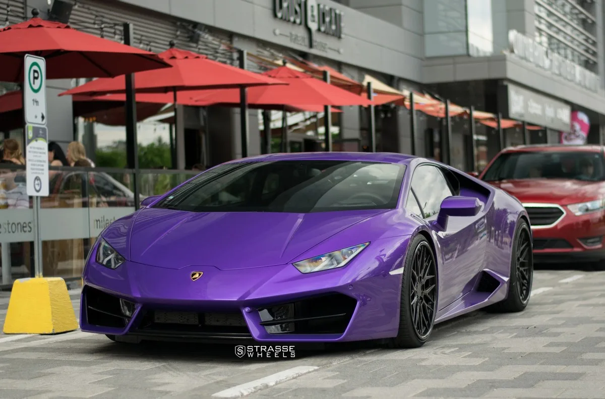 Strasse SV10M Deep Concave FS on Lamborghini Huracan (2014)