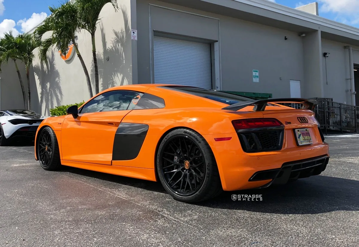 Strasse SV10M Deep Concave FS on Audi R8 Type 4S.1, photo 6
