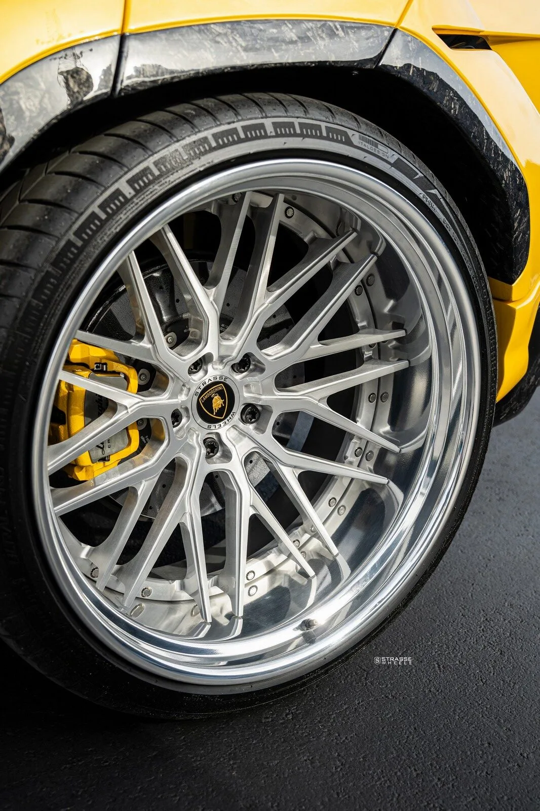 Strasse SV10M Deep Concave FS on Lamborghini Urus S, photo 4