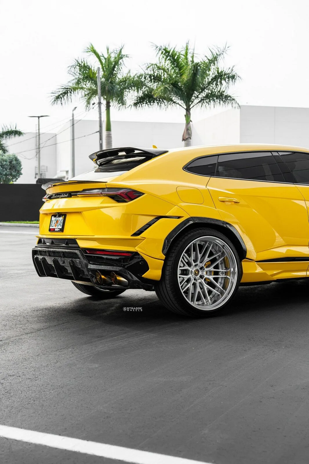Strasse SV10M Deep Concave FS on Lamborghini Urus S, photo 7