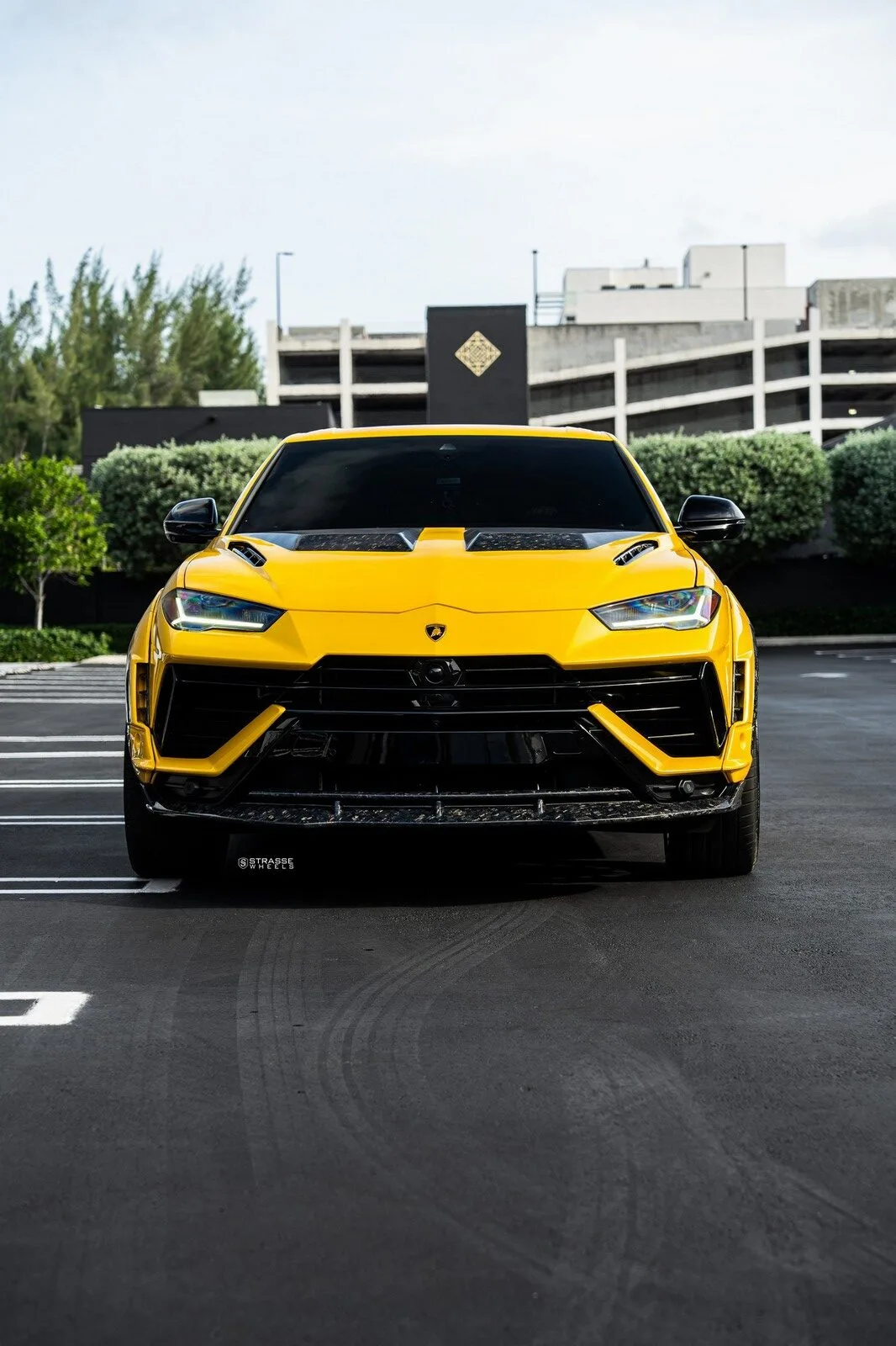 Strasse SV10M Deep Concave FS on Lamborghini Urus S, photo 3