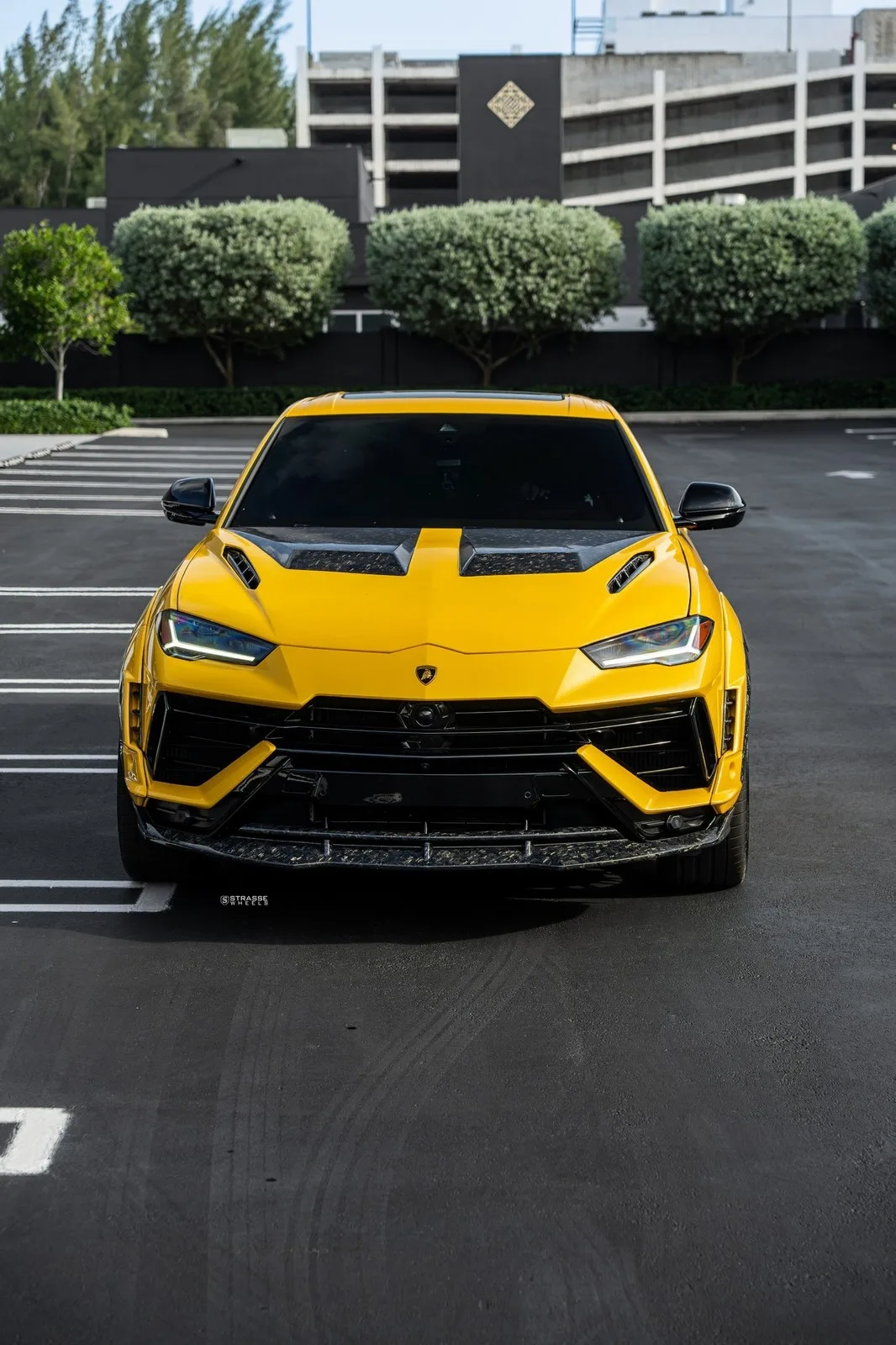 Strasse SV10M Deep Concave FS on Lamborghini Urus S, photo 5