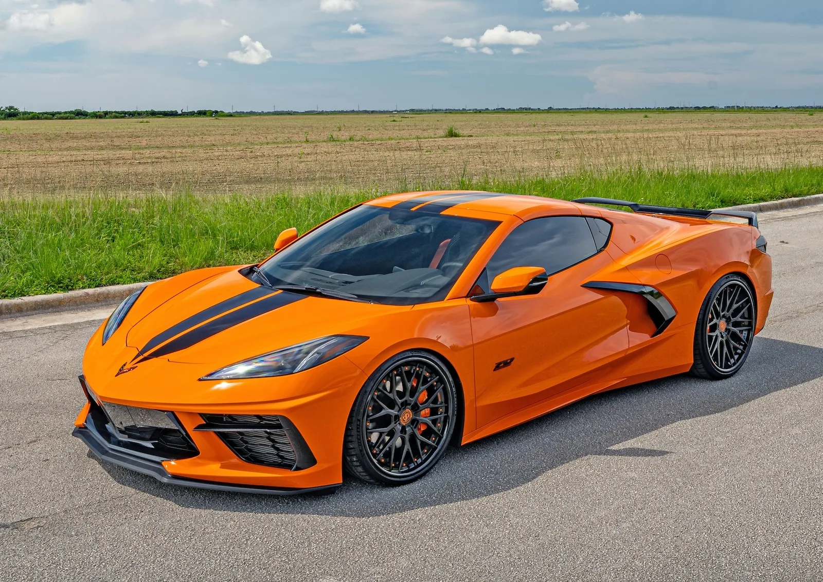 Strasse SV10M Deep Concave FS on Chevrolet Corvette C8