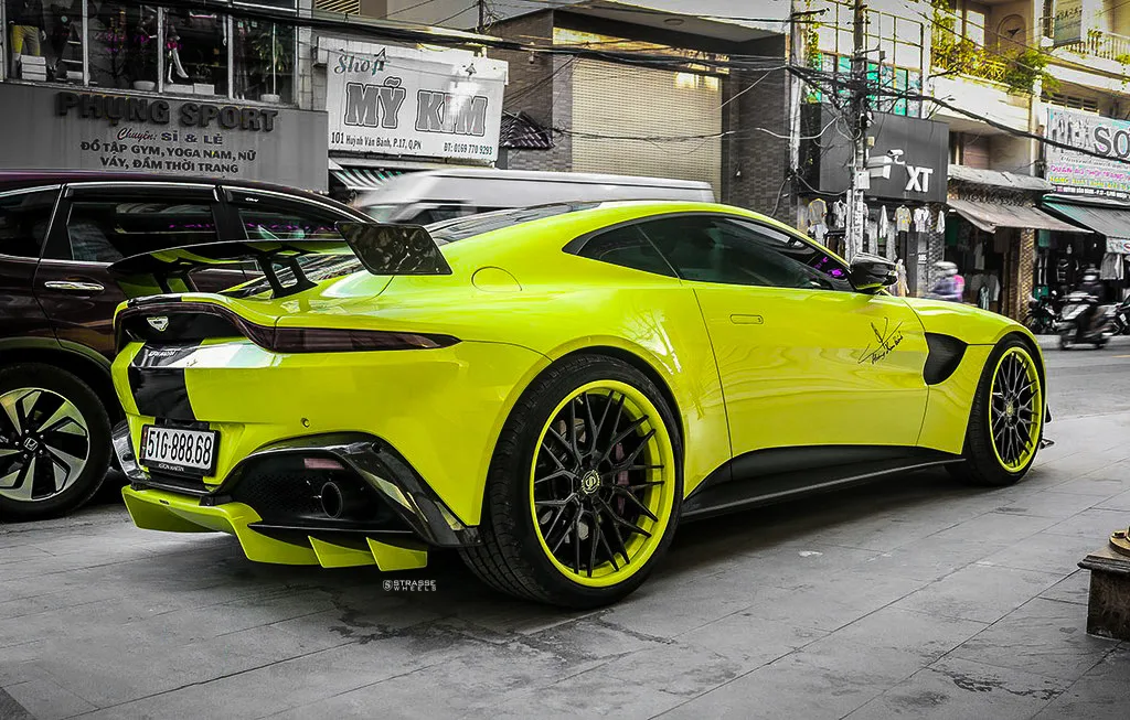 Strasse SV10M Deep Concave FS on Aston Martin Vantage (2018).1, photo 9