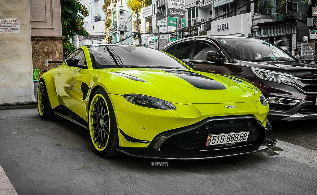 Strasse SV10M Deep Concave FS on Aston Martin Vantage (2018).1, photo 8