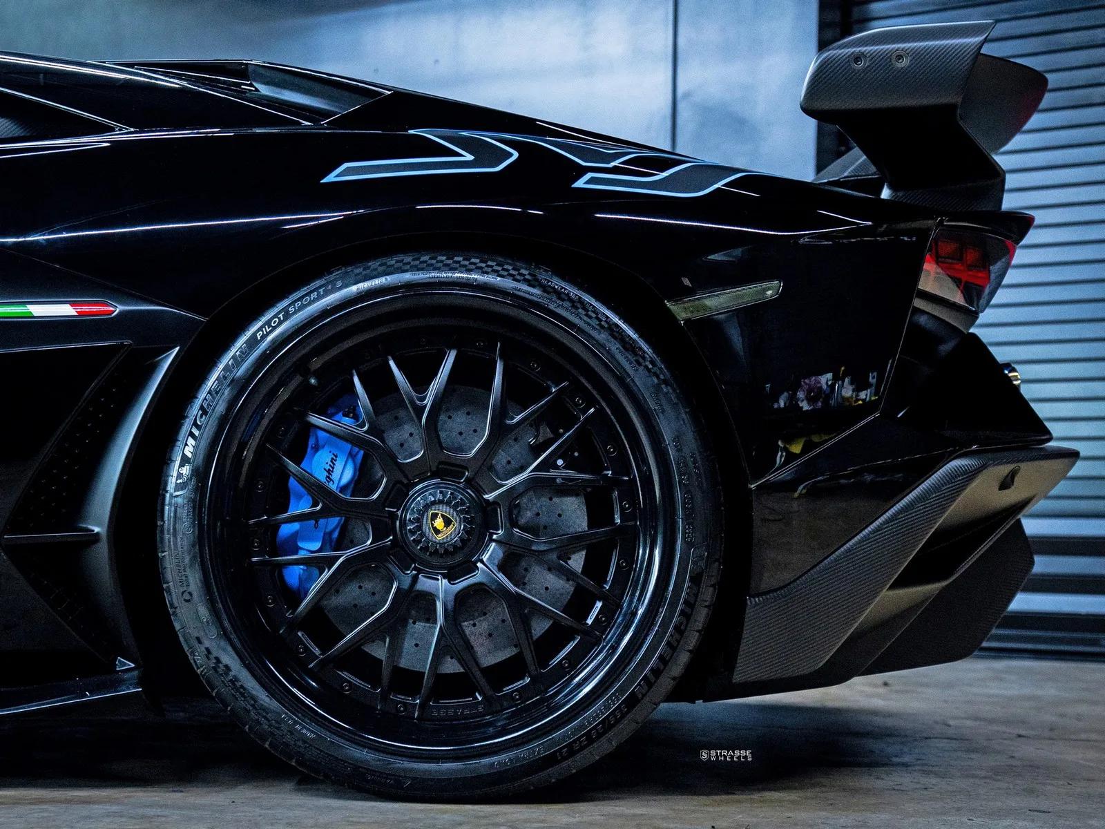 Strasse SV10M Performance Series on Lamborghini Aventador First Gen.2, photo 5
