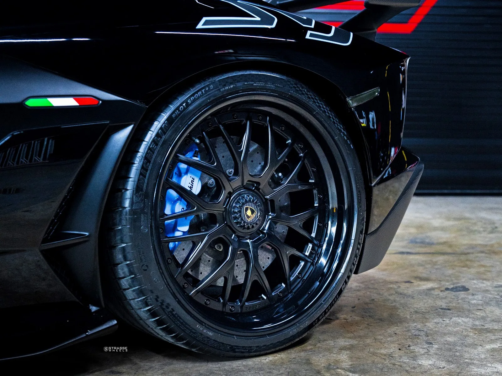 Strasse SV10M Performance Series on Lamborghini Aventador First Gen.2, photo 3
