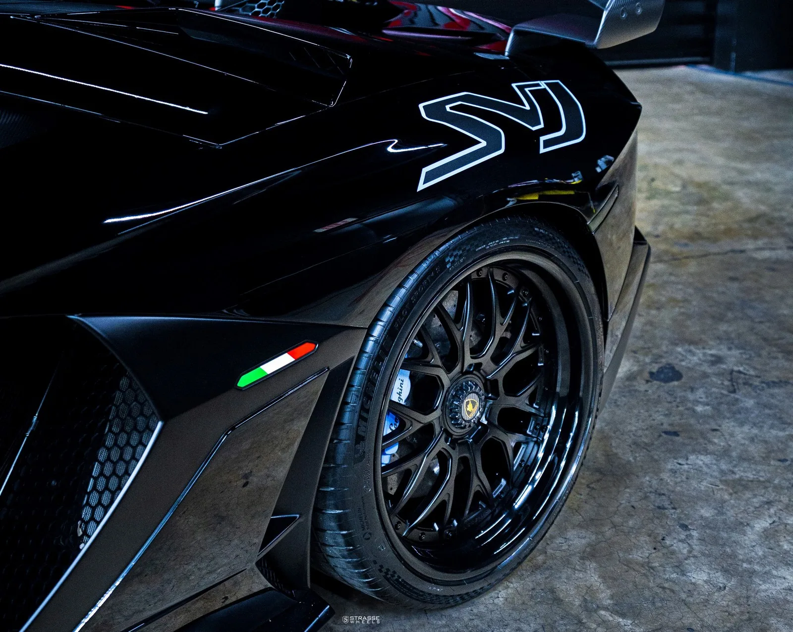 Strasse SV10M Performance Series on Lamborghini Aventador First Gen.2, photo 4