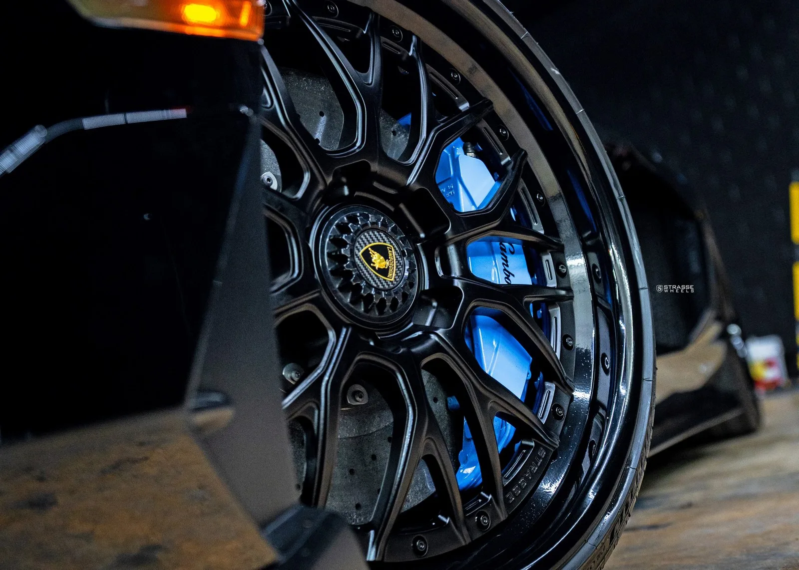 Strasse SV10M Performance Series on Lamborghini Aventador First Gen.2, photo 2