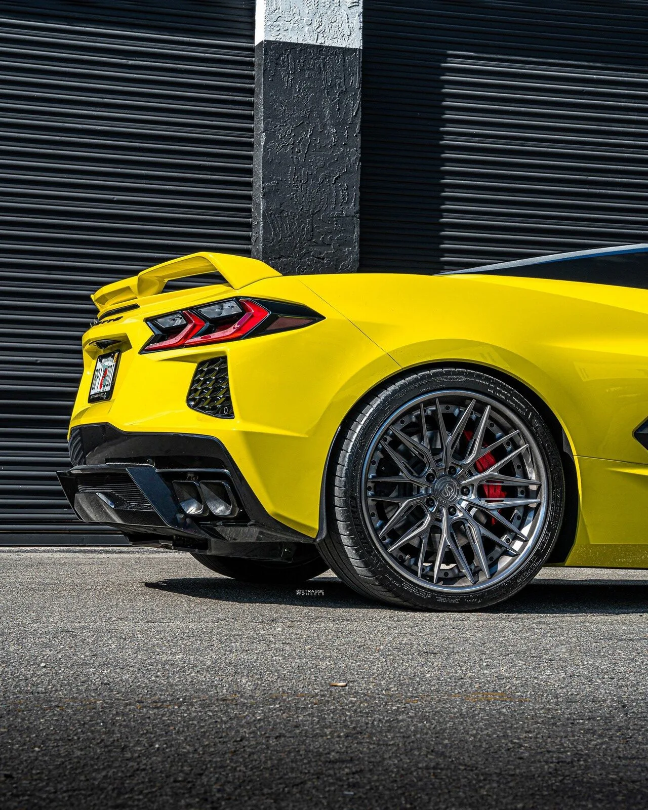 Strasse SV10M-RS Deep Concave FS on Chevrolet Corvette C8, photo 12
