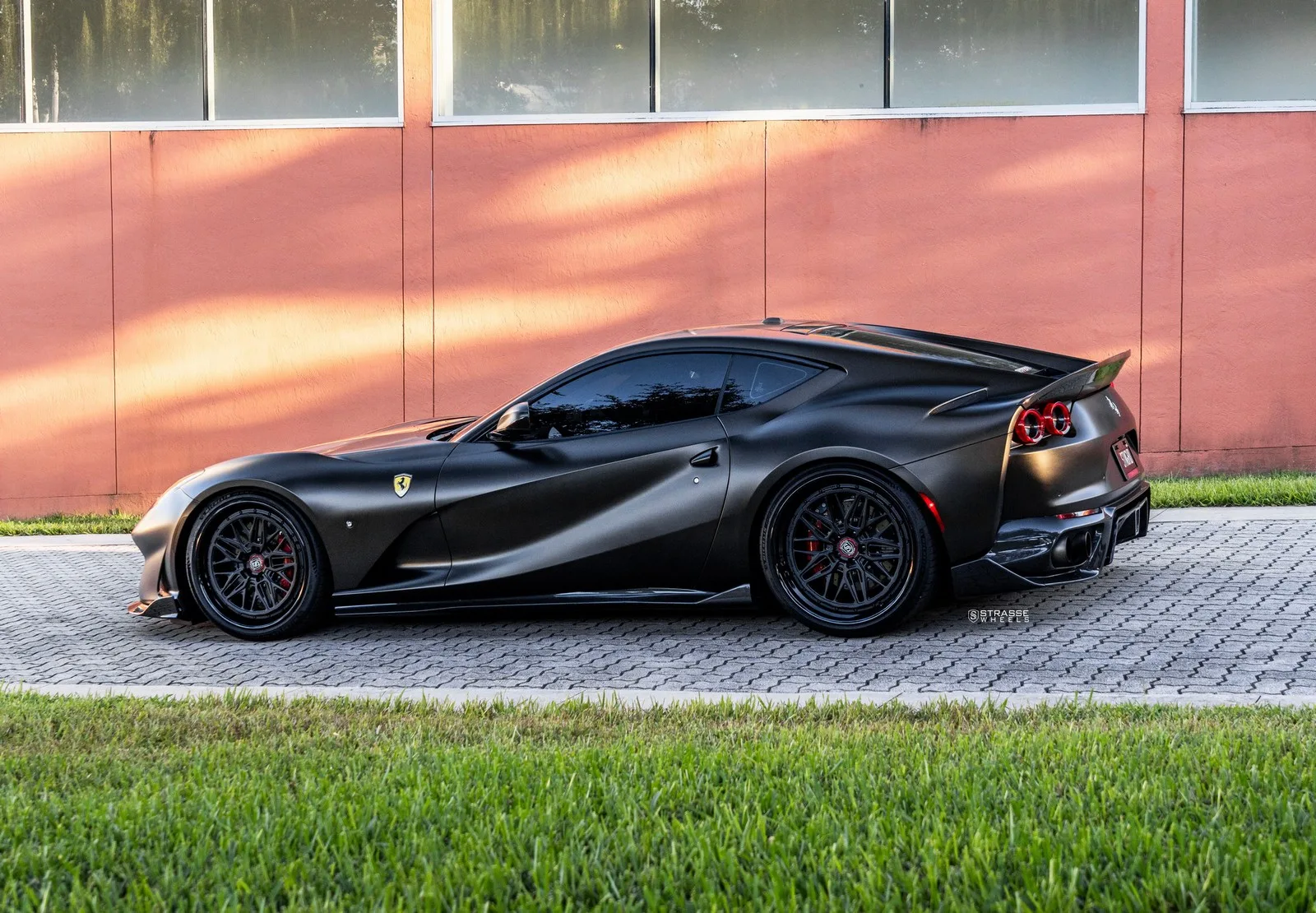 Strasse SV10M-RS Track Series on Ferrari 812 F152M, photo 11