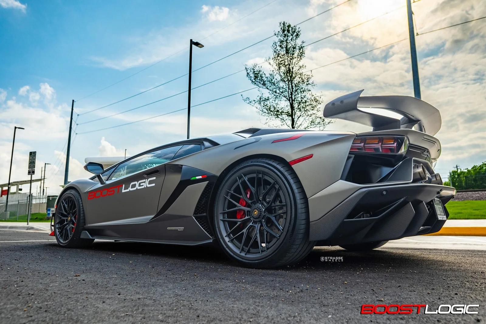 Strasse SV10M Ultralight Carbon Series on Lamborghini Aventador First Gen.2, photo 6
