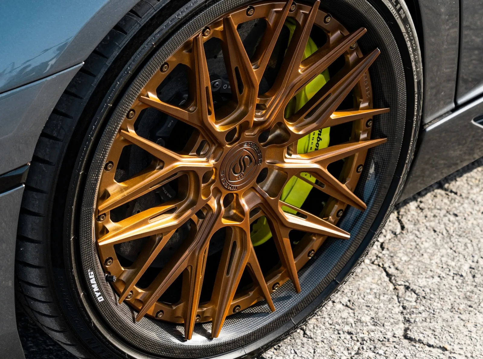 Strasse SV10M Ultralight Carbon on Lamborghini Aventador First Gen.1, photo 11