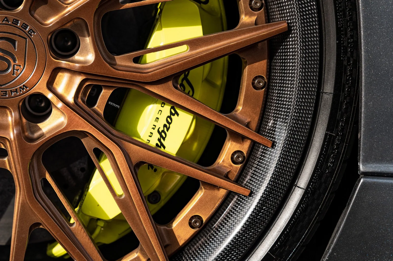 Strasse SV10M Ultralight Carbon on Lamborghini Aventador First Gen.1, photo 10