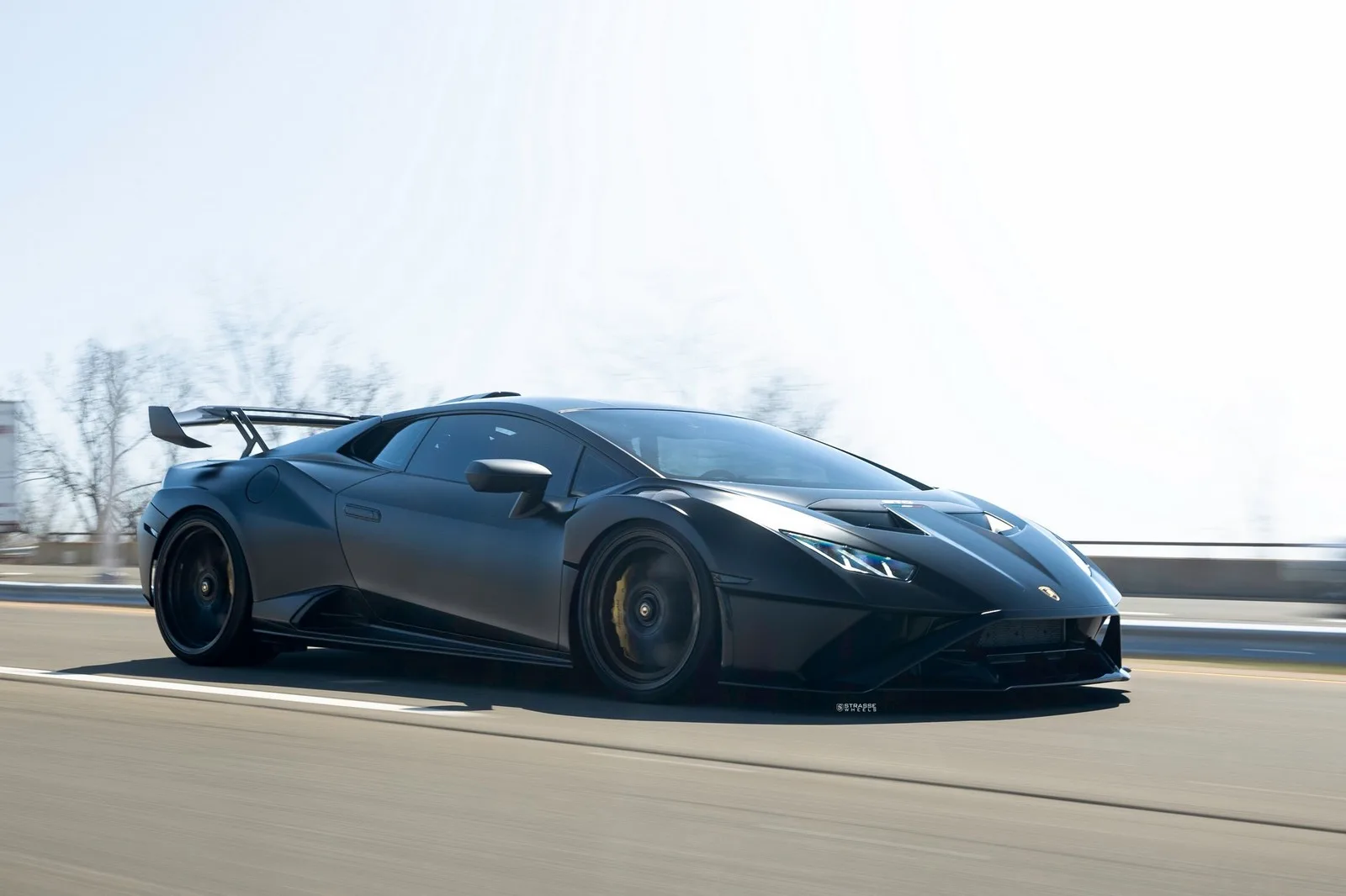 Strasse SV12 Deep Concave Duoblock on Lamborghini Huracan EVO, photo 10
