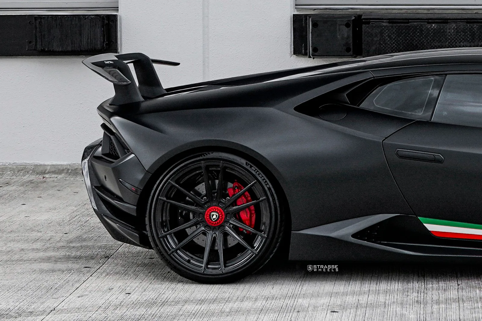 Strasse SV12 Deep Concave Duoblock on Lamborghini Huracan Performante LP 640-4 (2017-2019), photo 8