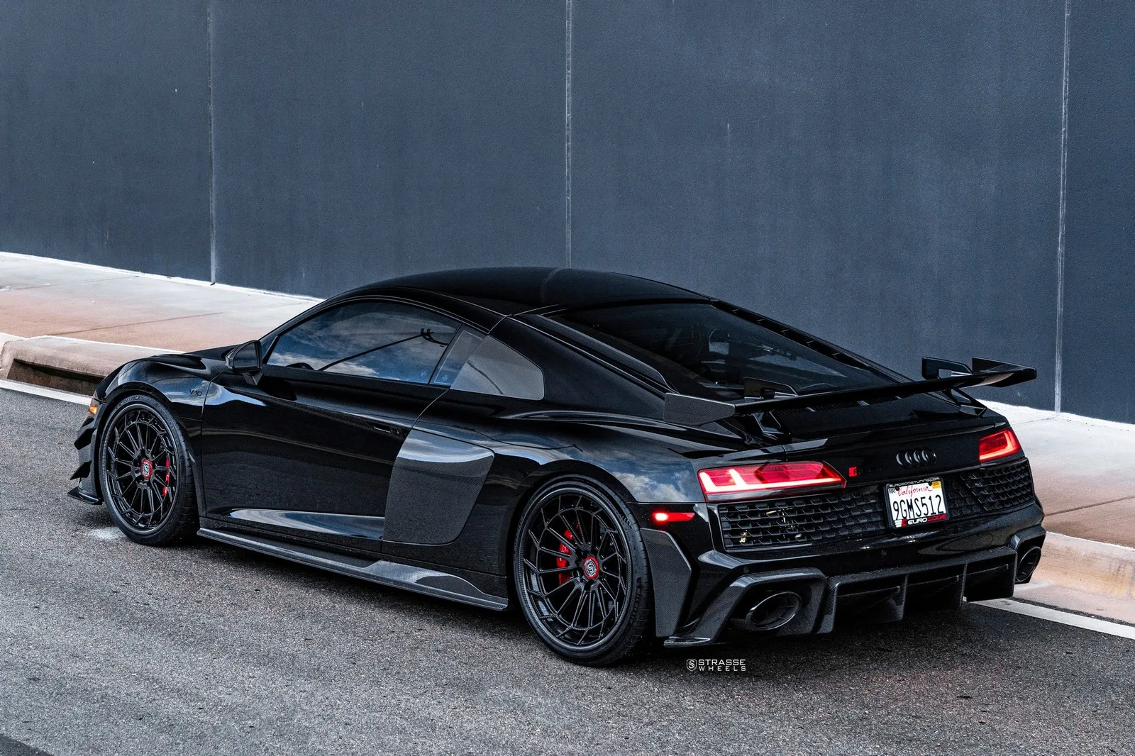 Strasse SV15-FF Deep Concave FS on Audi R8 Type 4S.2, photo 12