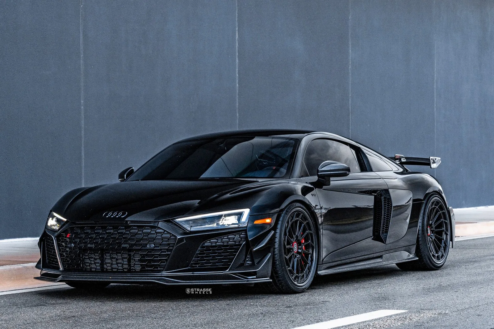 Strasse SV15-FF Deep Concave FS on Audi R8 Type 4S.2, photo 3