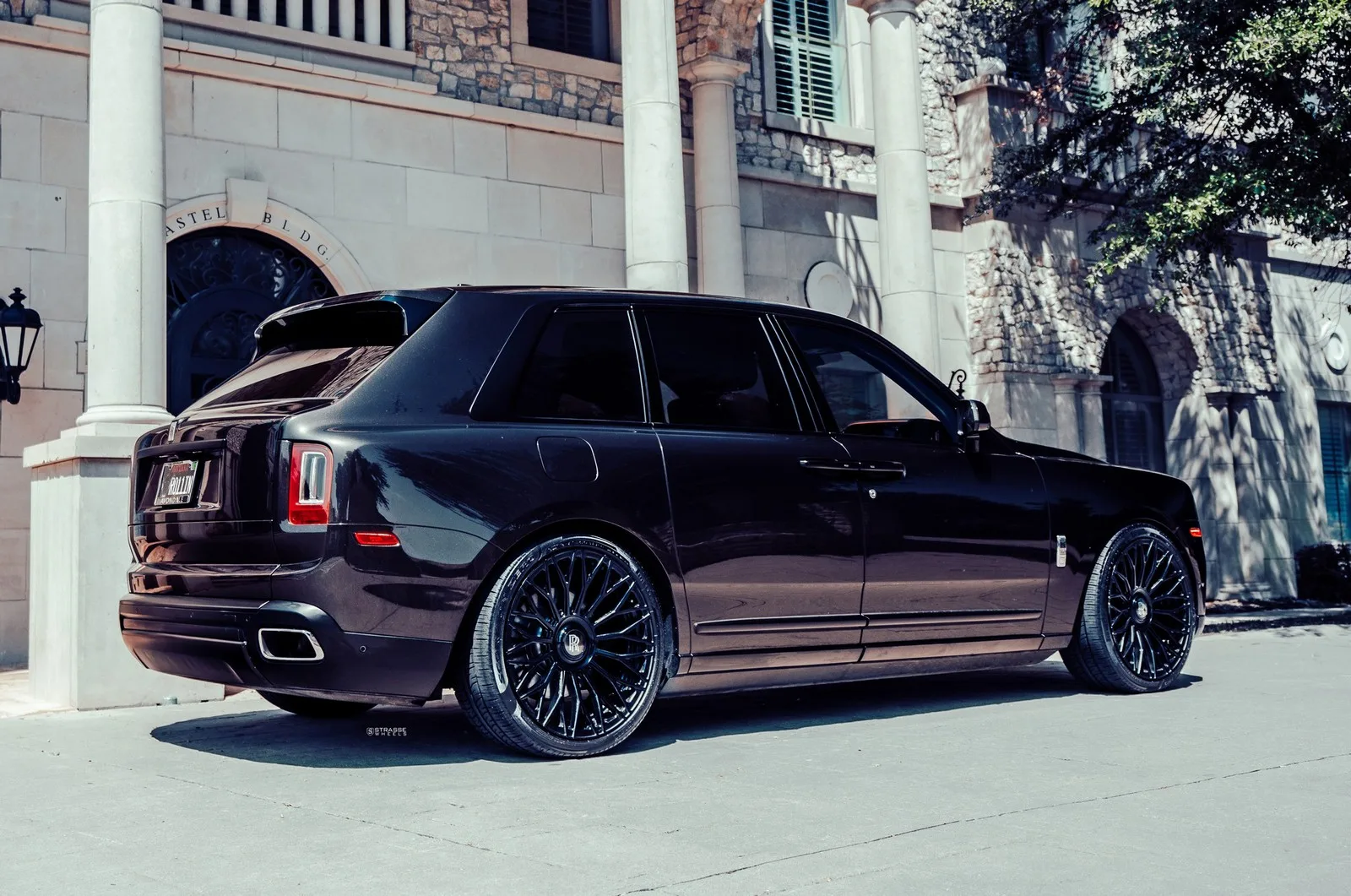 Strasse SV15M Deep Concave Duoblock RR on Rolls-Royce Cullinan.1, photo 11