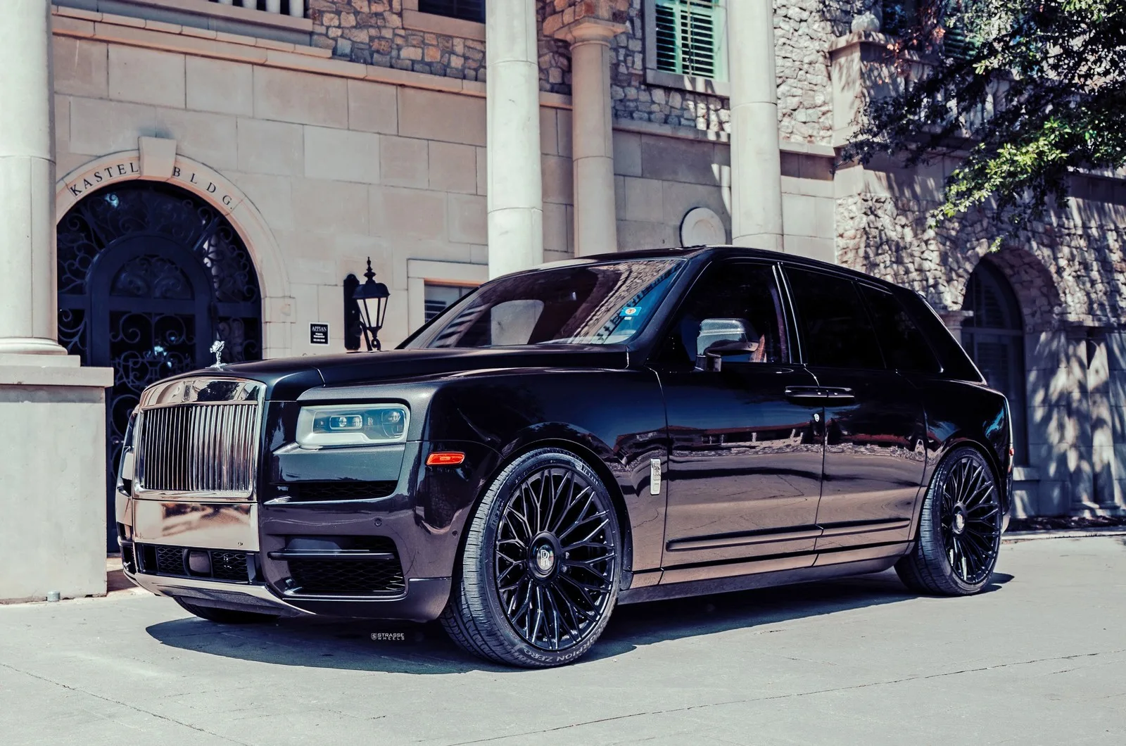 Strasse SV15M Deep Concave Duoblock RR on Rolls-Royce Cullinan.1, photo 7