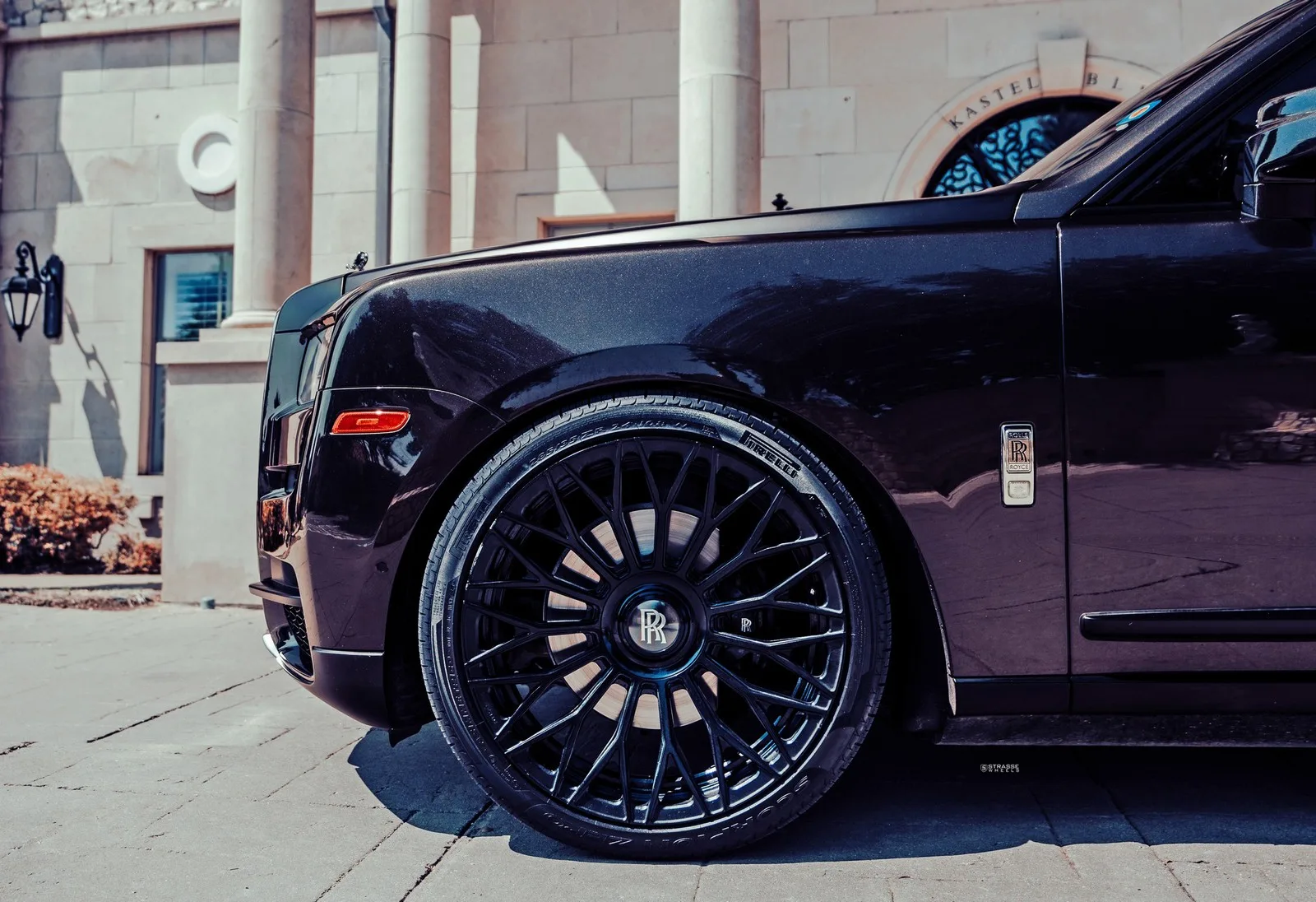Strasse SV15M Deep Concave Duoblock RR on Rolls-Royce Cullinan.1, photo 3