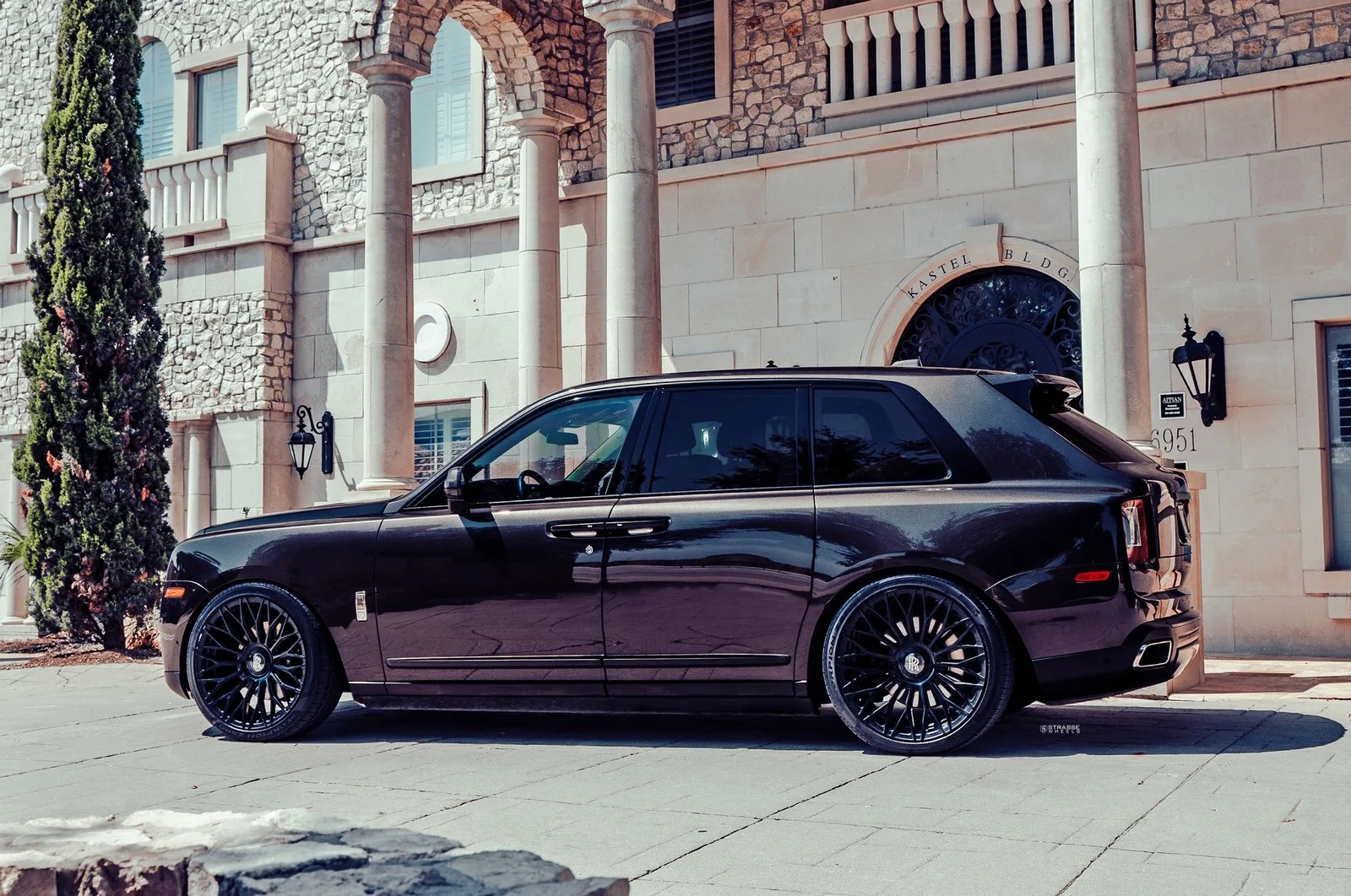 Strasse SV15M Deep Concave Duoblock RR on Rolls-Royce Cullinan.1, photo 12