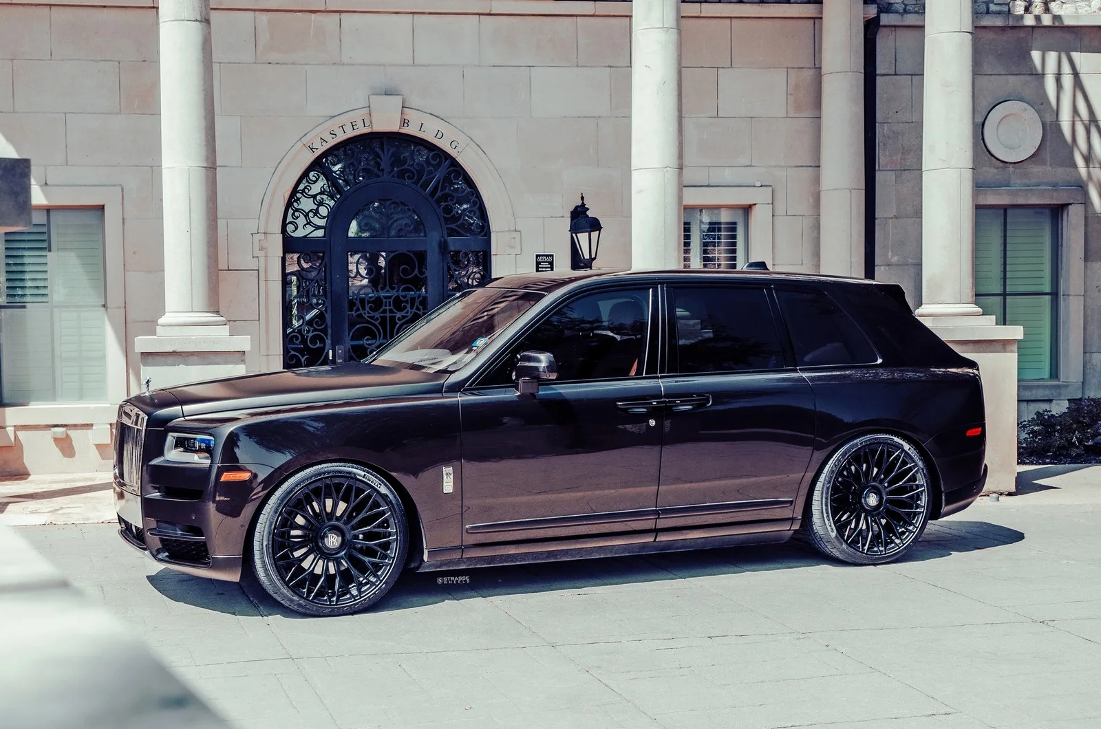 Strasse SV15M Deep Concave Duoblock RR on Rolls-Royce Cullinan.1, photo 5
