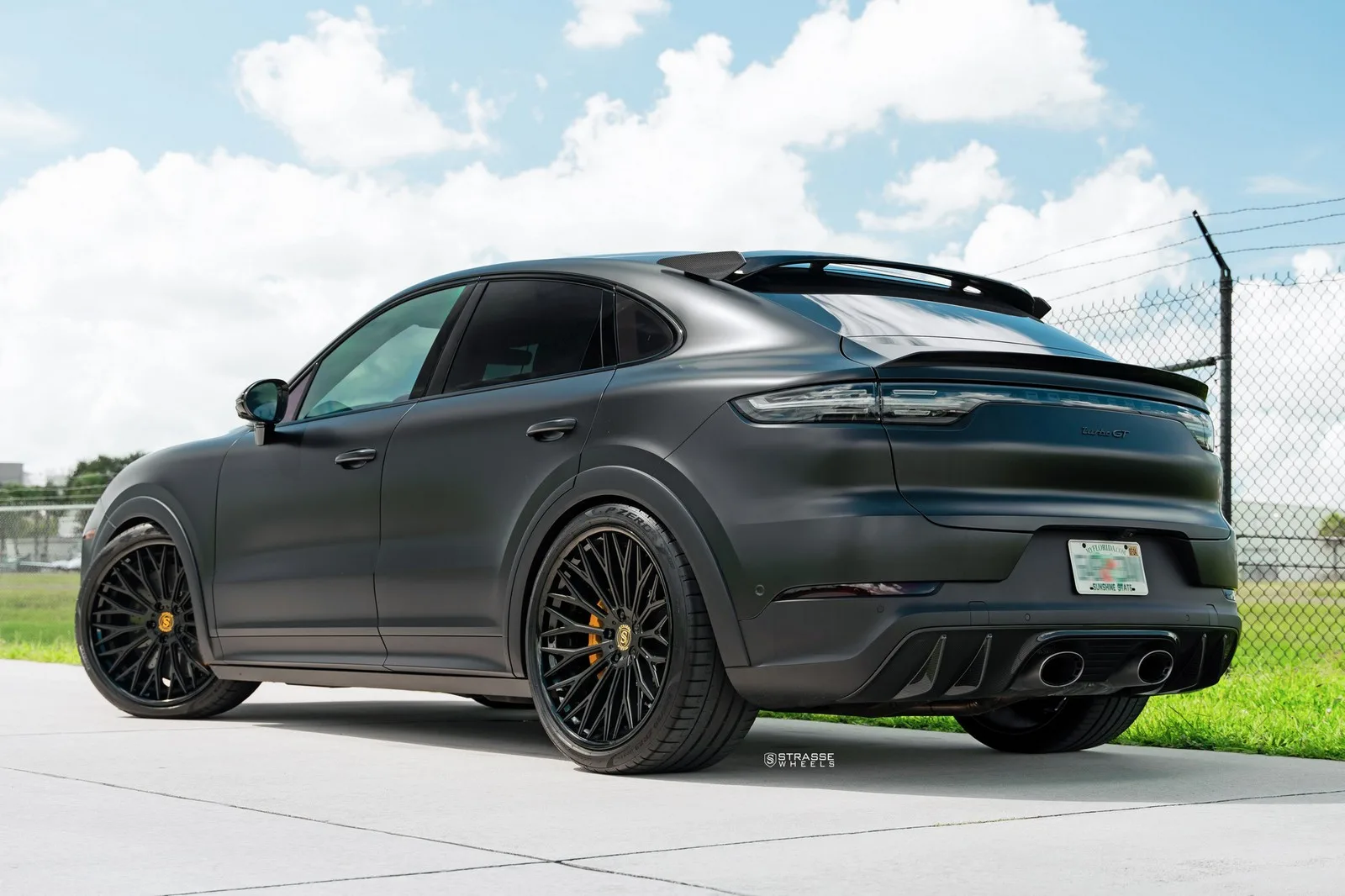 Strasse SV15M Deep Concave FS on Porsche Cayenne 9YA/E3.1, photo 10