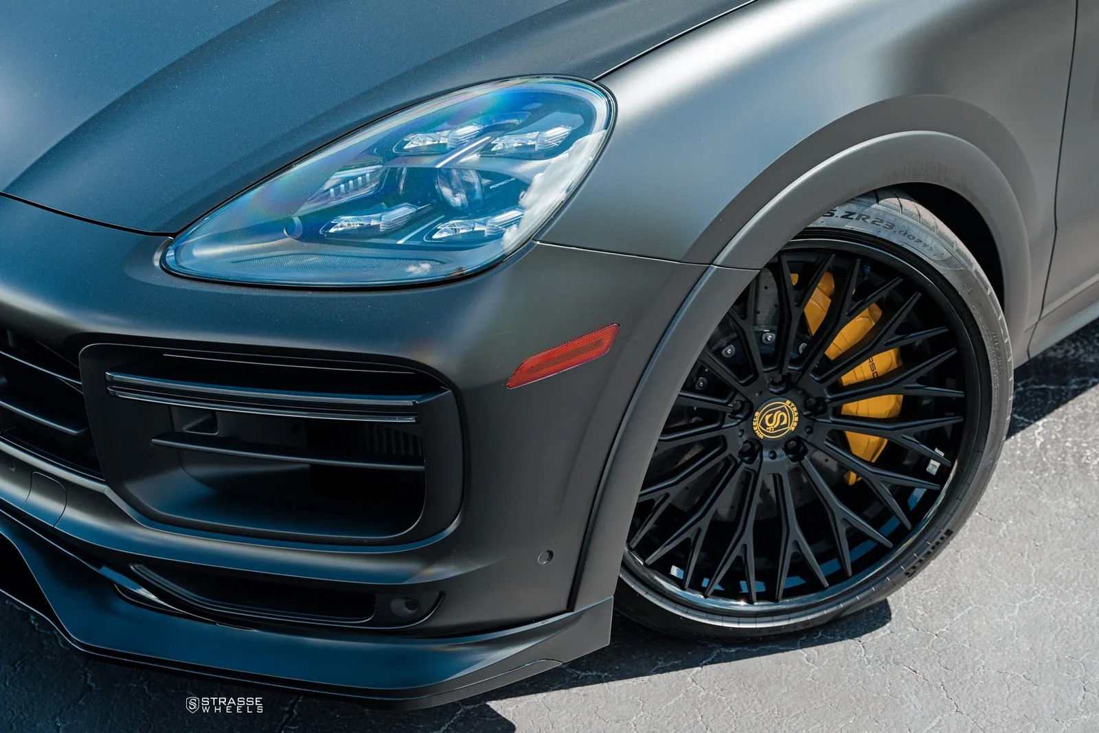 Strasse SV15M Deep Concave FS on Porsche Cayenne 9YA/E3.1, photo 3