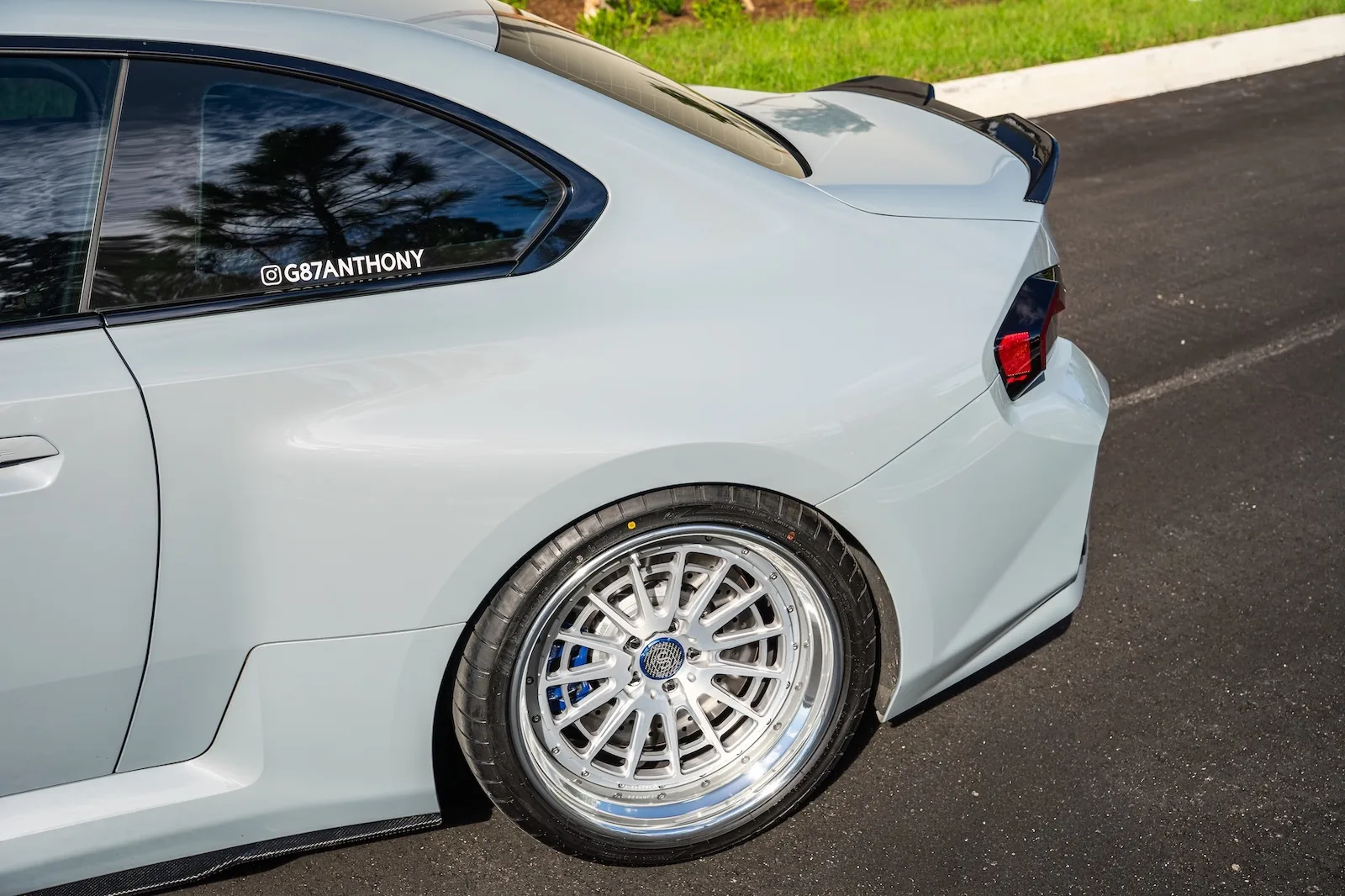 Strasse SV15R Track Series on BMW M2 G87.2, photo 11