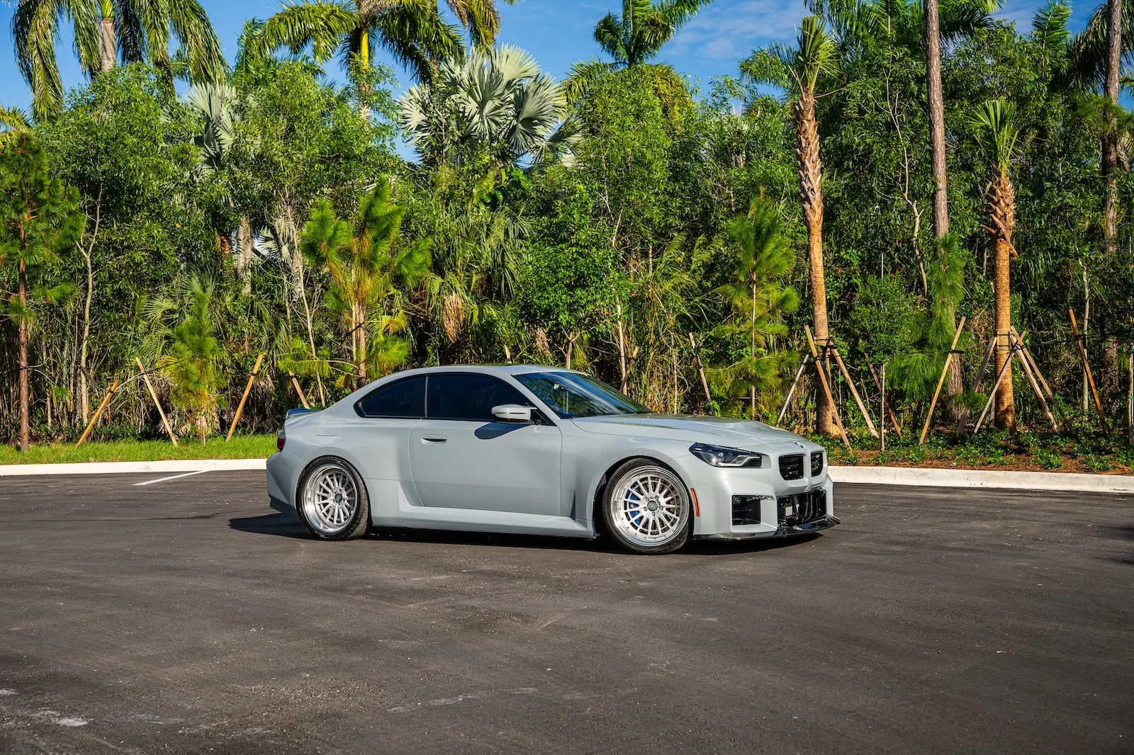 Strasse SV15R Track Series on BMW M2 G87.2, photo 3