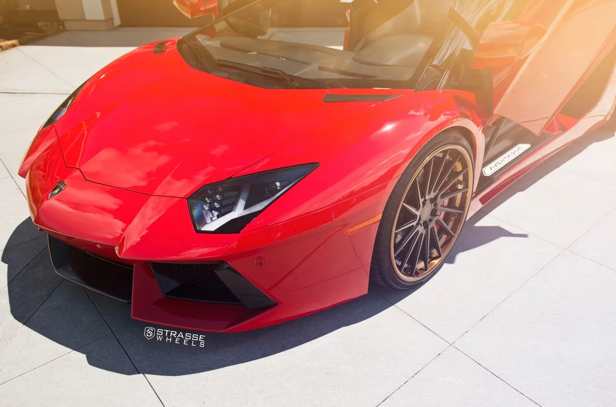Strasse SV15T Deep Concave FS on Lamborghini Aventador First Gen.1, photo 2